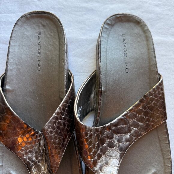 Bandolino Womens Metallic Snake Print Thong Sandals Size 9M - Picture 3 of 8